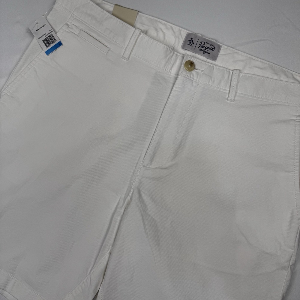 Penguin by Munsingwear Men's Chino Textured Shorts Slim Fit 9" inseam Size 36‎
